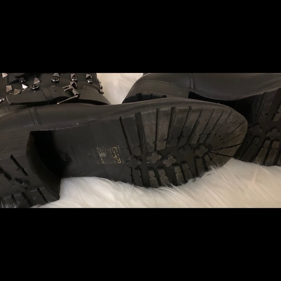 COPY - VALENTINO Rockstud Rolling' Biker Boot sz 8.5 - Picture 8 of 10